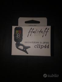 Accordatore per stumenti a corde