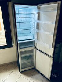 Frigorifero +congelatore combi Hisense