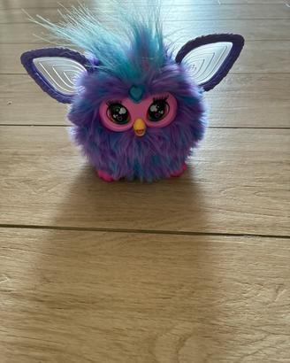 Furby giocattolo