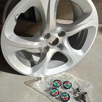 Cerchi in lega Alfa Romeo