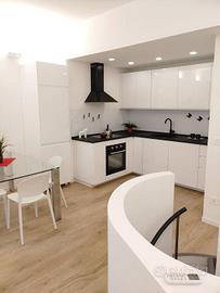 Appartamento di 95 m² con 3 locali e box auto a Mi