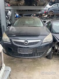 Ricambi musata opel astra 2014