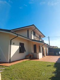 Villetta singola abitabile