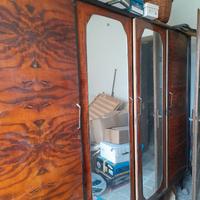 Mobili e oggettistica