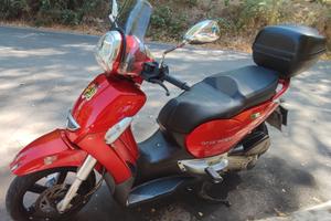 Aprilia Scarabeo 300