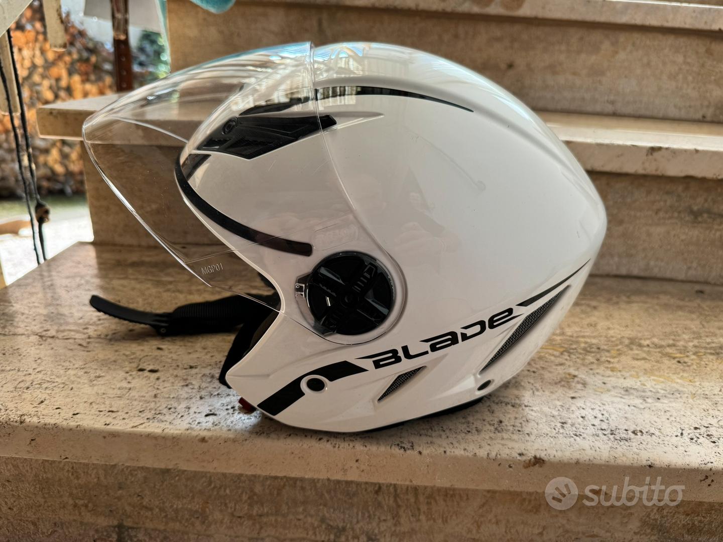 Casco agv shops blade