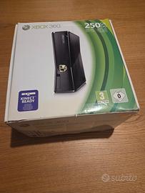 Xbox 360 + due controller + Giochi