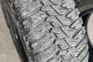 gomme tassellate L200 