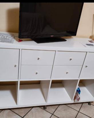 Mobile porta‑TV / credenza moderna