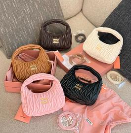 Borsa a tracolla Wander Hobo da donna Miumiu
