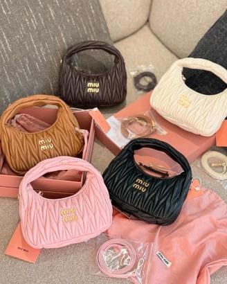 Borsa a tracolla Wander Hobo da donna Miumiu