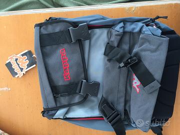 Zaini per scuola o campeggio