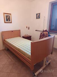 Letto ortopedico elettrico da degenza 