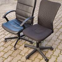 Coppia di sedie da scrivania