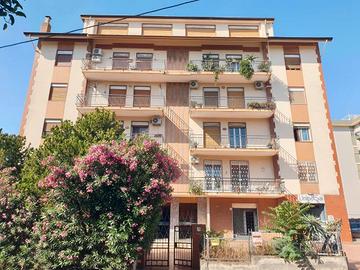 Ribassato: 5 vani + garage nuovaluce canalicchio
