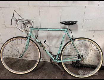 Bicicletta da corsa bianchi