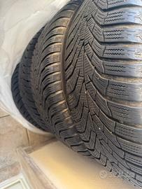 Cerchi in lega con copertoni inernali