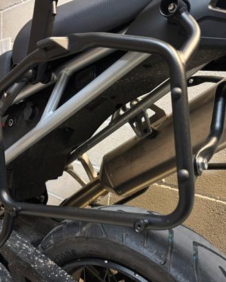 Kit Portavaligie A9508208 Triumph Tiger 900