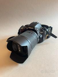 Nikon D5100 + Obiettivo NIKKOR 18-105mm