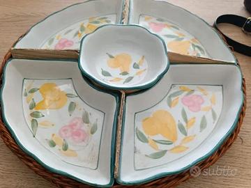 Antipastiera in ceramica con decoro floreale