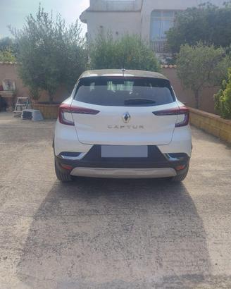 Auto Renault Captur 2