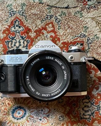 Canon AE-1 + Obbiettivo
