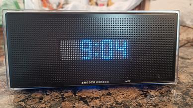 radiosveglia luce blu 220 e batteria 