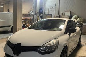 Clio 4 rs 200