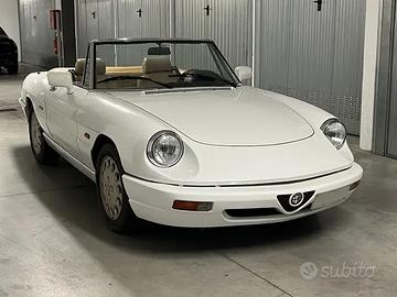 Alfa Romeo Duetto Spider 2.0 IV Serie, anno 1990