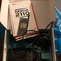 NOKIA 2110 CELLULARE VINTAGE in box
