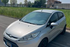 Ford fiesta versione Titanium