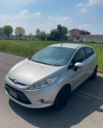 Ford fiesta versione Titanium