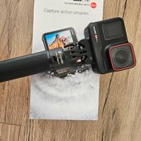 Action Cam Ista360 Ace Pro con mini treppiede 