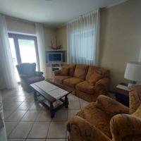 Divano 3 posti e poltrone Bergère