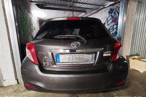 Toyota Yaris 1.3 benzina Lounge