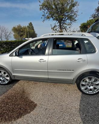 volkswagen cross polo 
