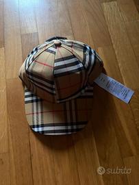 Cappellino Burberry