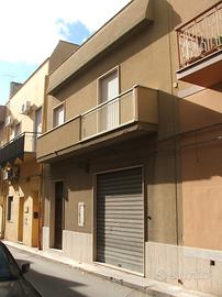 M.Del Vallo - Indipendente con garage e terrazzo