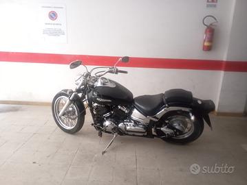 Moto Yamaha Dragstar 650