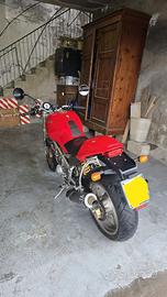 Ducati monster 900