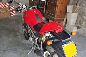 Ducati monster 900