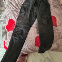 Pantaloni tecnici da moto con protezioni morbide