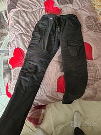 Pantaloni tecnici da moto con protezioni morbide