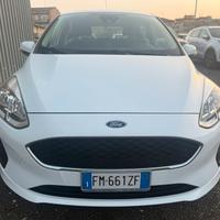 Ford Fiesta DISTRIBUZIONE