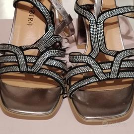 Sandali Cafè noir, pelle, con cartellino. 