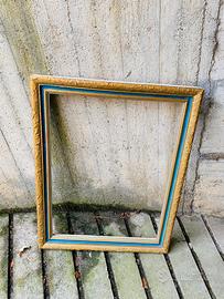 Antica cornice con dettagli d'oro e blu