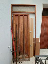 portoncino in legno
