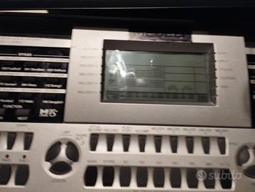 Tastiera professionale medeli 700