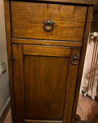 Mobile in legno