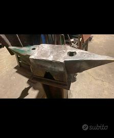 incudine rarissimo 200kg